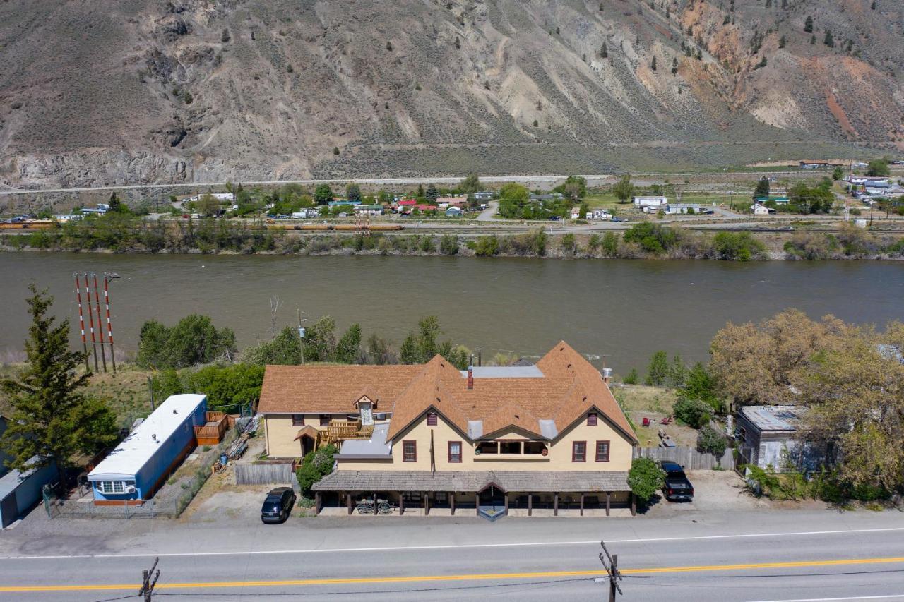 The Inn At Spences Bridge Экстерьер фото